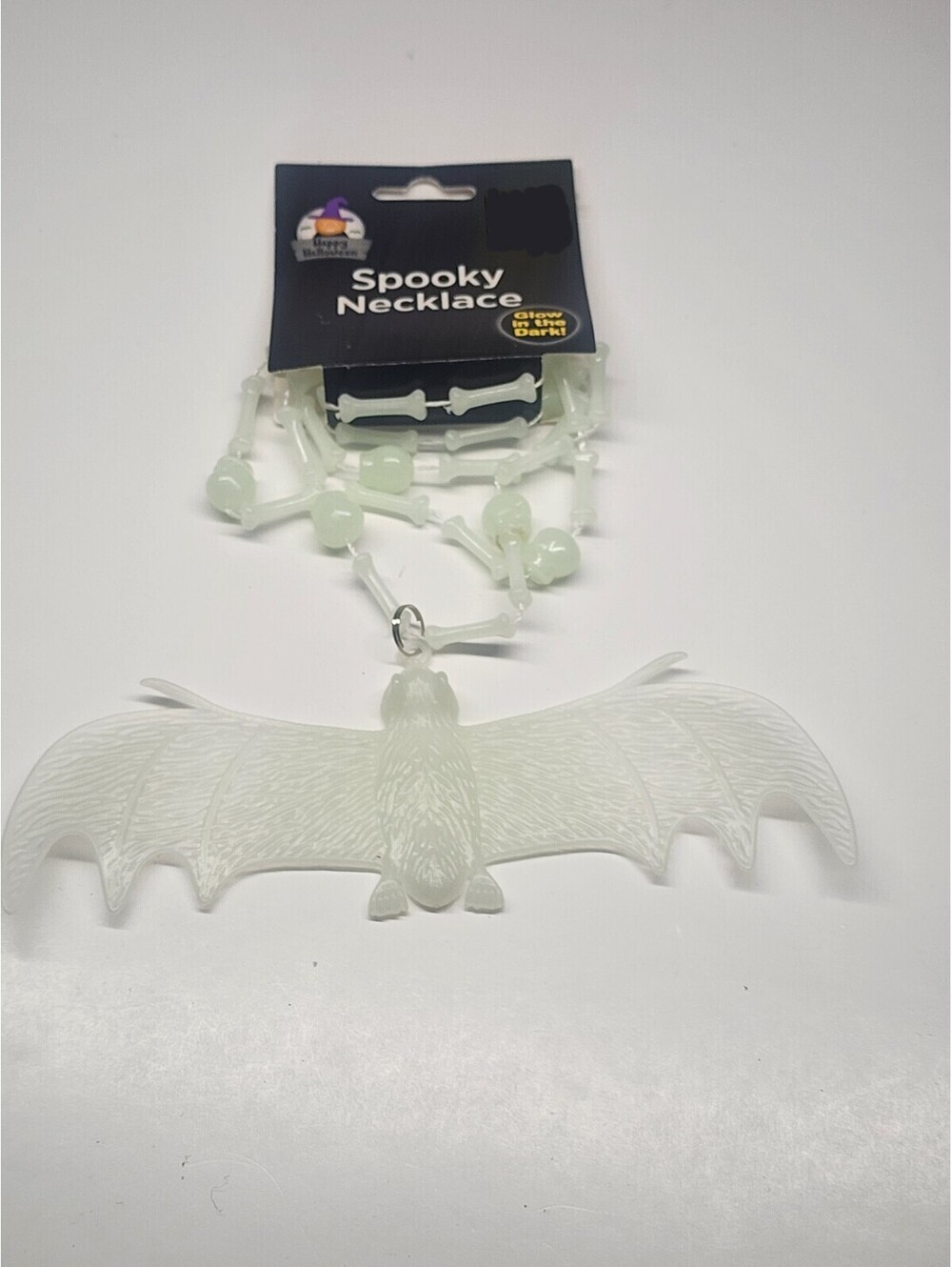 Happy Halloween Glow In The Dark Spooky Necklace Bat 🦇 NEW